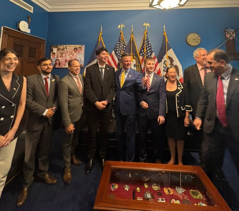 “Albanians For America” në Uashington: Zëri shqiptar në koalicionin e Evropës Qendrore e Lindore 