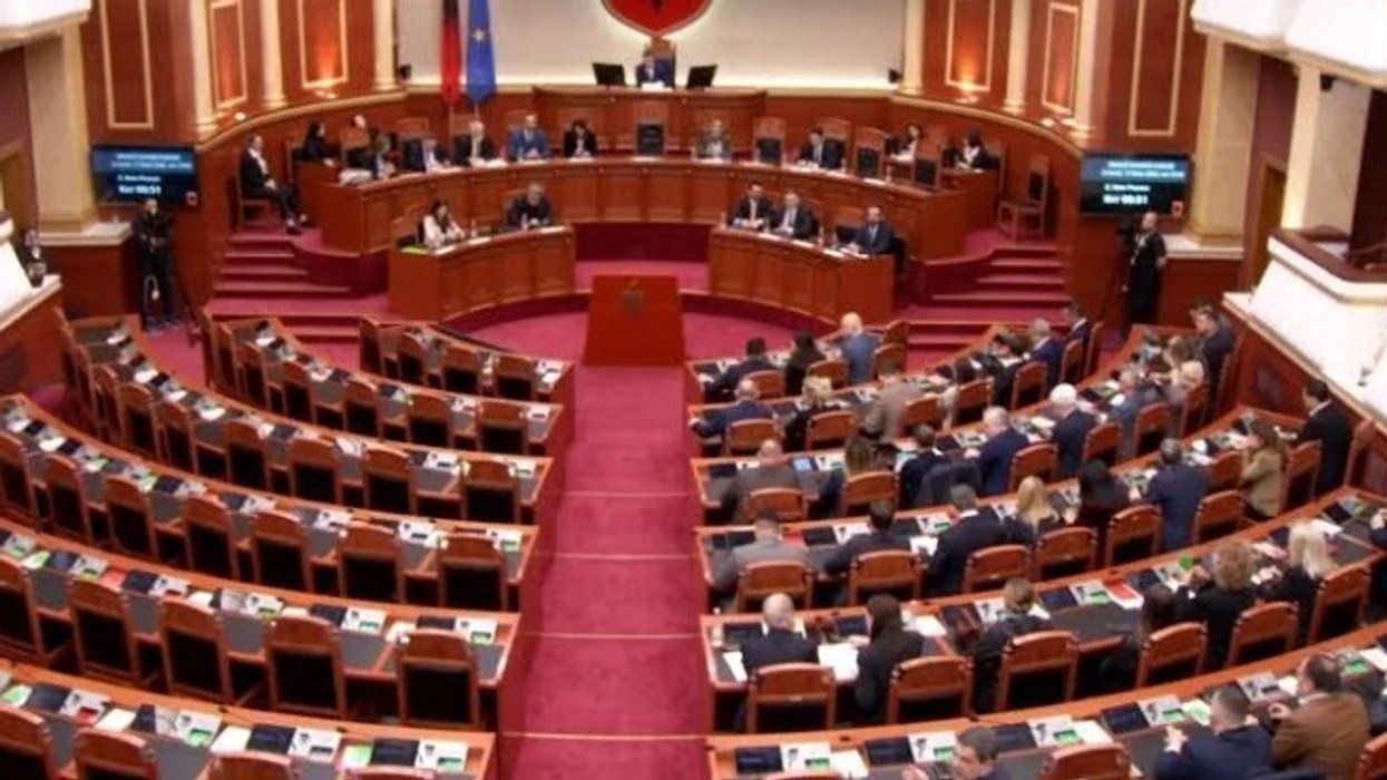 Kuvendi në dy seanca, pritet votimi me procedurë të përshpejtuar i marrëveshjes ushtarake me SHBA-të