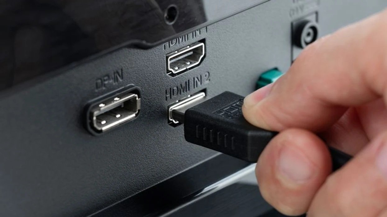 Nuk ka nevojë të shpenzoni para për këtë kabllo të shpejtë HDMI