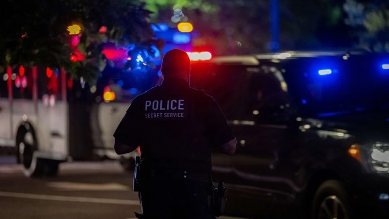 Agjenti i Shërbimit Sekret amerikan akuzohet për krime në rrahje