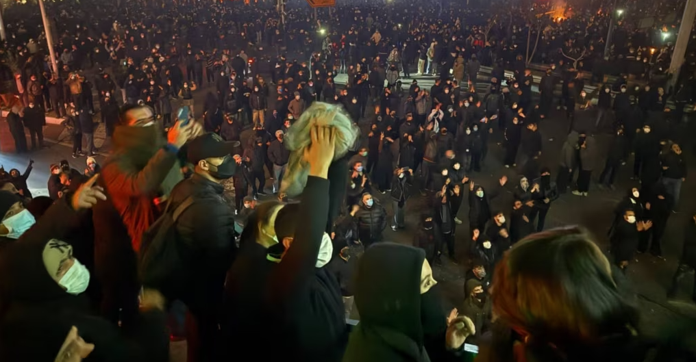 Një kolonel iranian u vra gjatë protestave të janarit, tani 16 njerëz mund të dënohen me vdekje