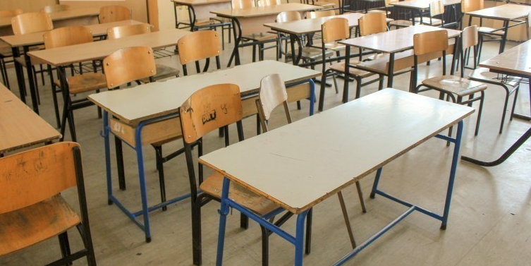 Punëtorët teknik të shkollave fillore në Prishtinë nga nesër në grevë