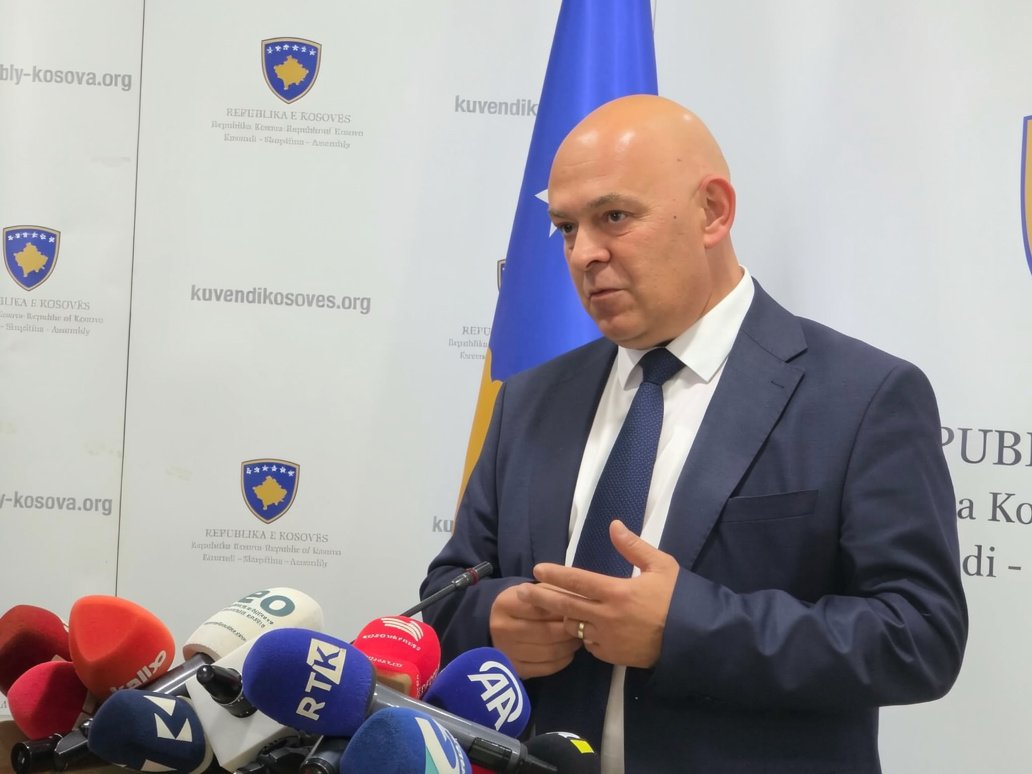 Gjini insiston: Gjashtë pikat tona janë të panegociueshme 