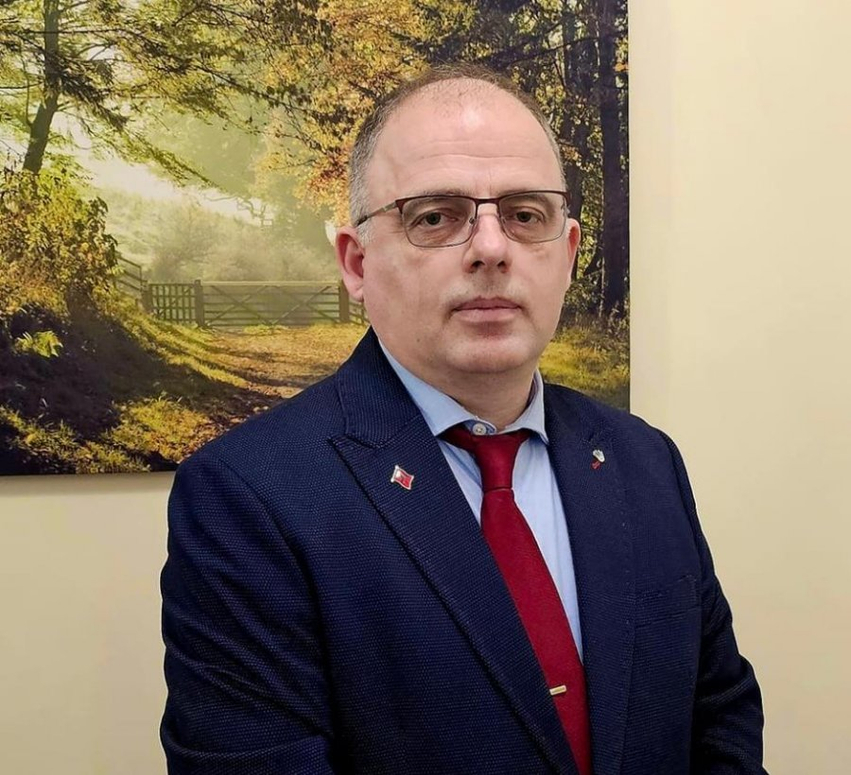 Nela  Lufta Nacionalçlirimtare ishte luftë civile  shqiptarët po ushqehen me histori të shtrembëruar