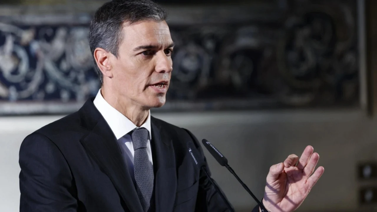 Zjarret në Spanjë, kryeministri Sánchez: Po shohim dritë në fund të tunelit
