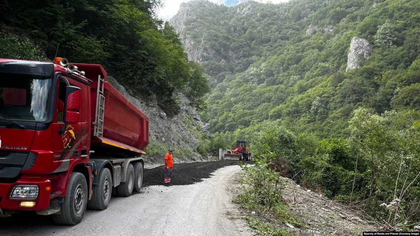 Kisha ankohet për punimet afër Manastirit të Deçanit, Komuna thotë se