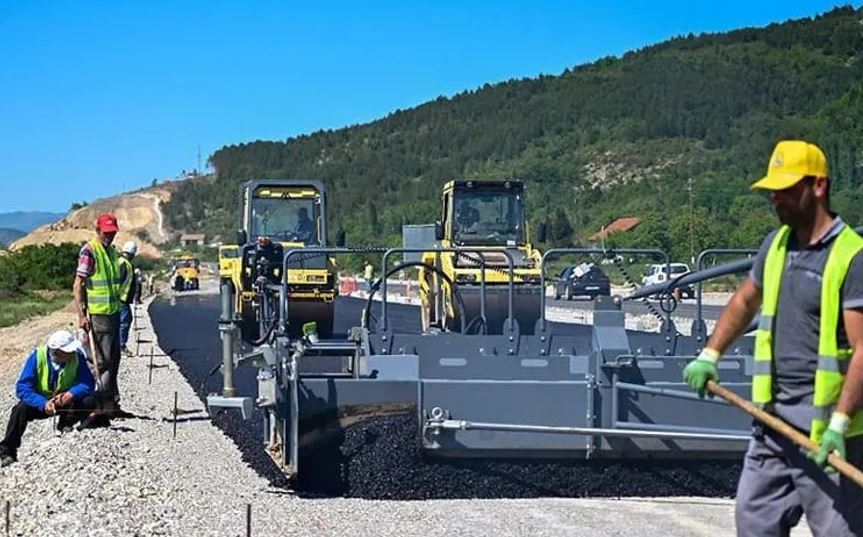 Mbetet e paqartë traseja nëpër të cilën do të kalojë autostrada Trebenishtë- Qafë Thanë