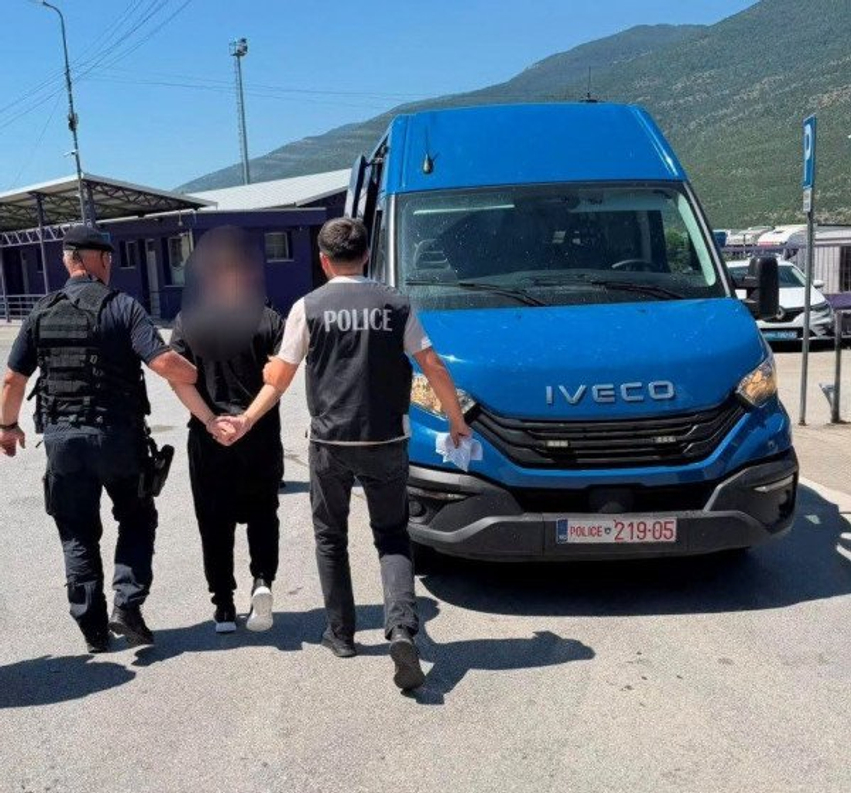 Dy të kërkuar ekstradohen në Kosovë, njëri nga Zvicra e tjetri nga