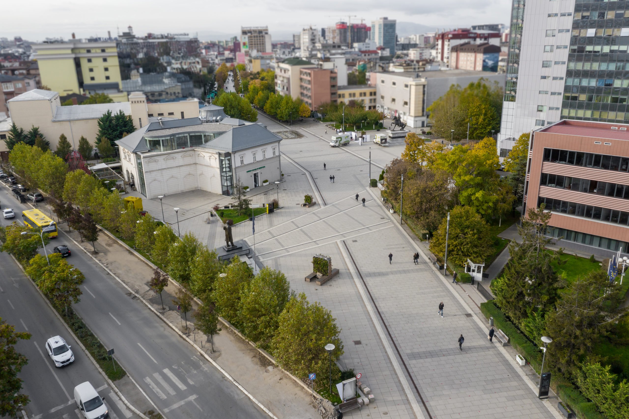 Aksion i gjerë në Prishtinë: Inspektohen 65 auto-parkingje, evidentohen shkelje të shumta