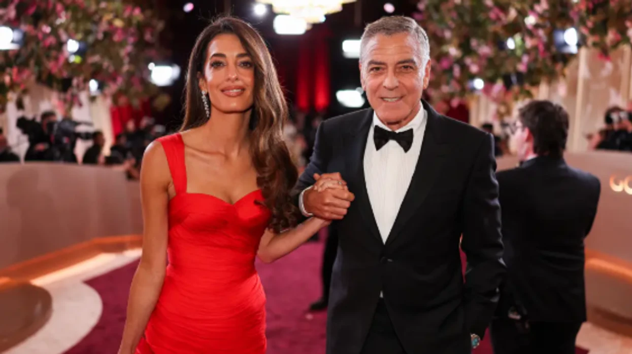 George dhe Amal Clooney detyrohen të braktisin shtëpinë e tyre në Francë për shkak të zjarreve