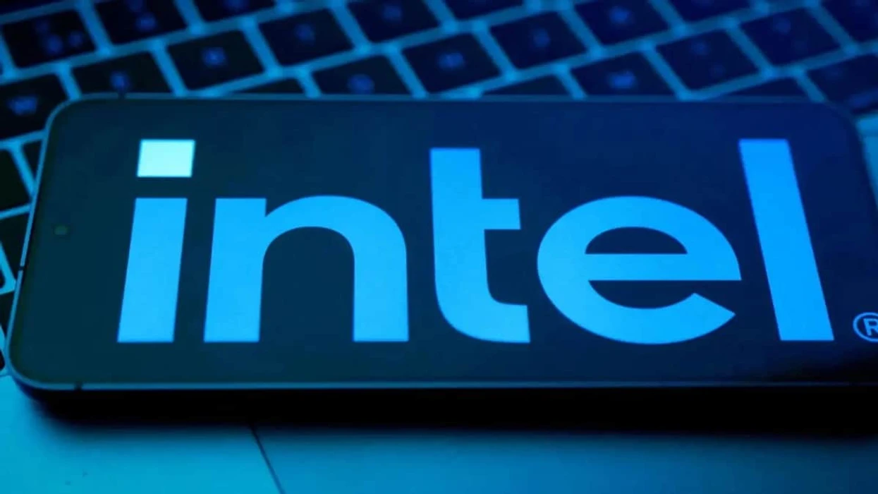 Intel bën lëvizje të rrallë, i jep një startup-i teknologjinë e procesorëve Atom