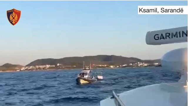  Shkeli perimetrin e sigurisë dhe rrezikoi pushuesit, bllokohet mjeti lundrues në Ksamil, gjobitet drejtuesi