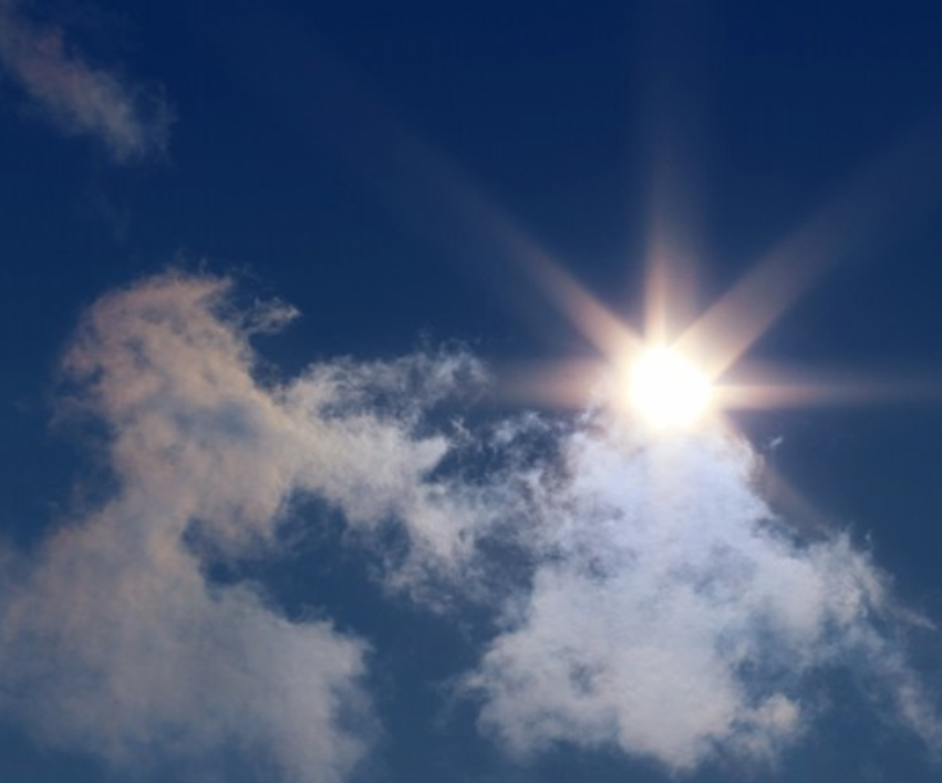 Moti sot me diell dhe i nxehtë  temperaturat deri në 38°C