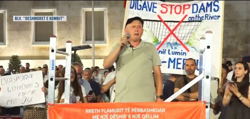 “Për 36 vite kemi duruar dhunën e tyre, mjaft më”- Gazetari Osman