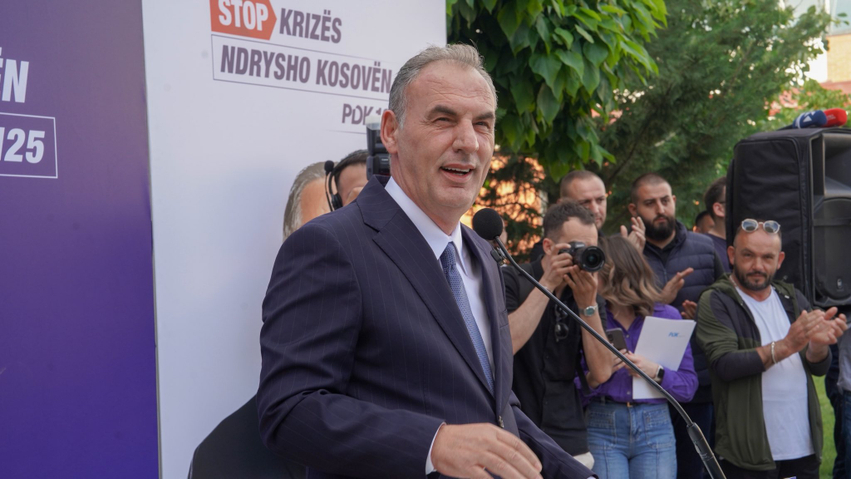 Bashkimi me PDK në  flet Limaj
