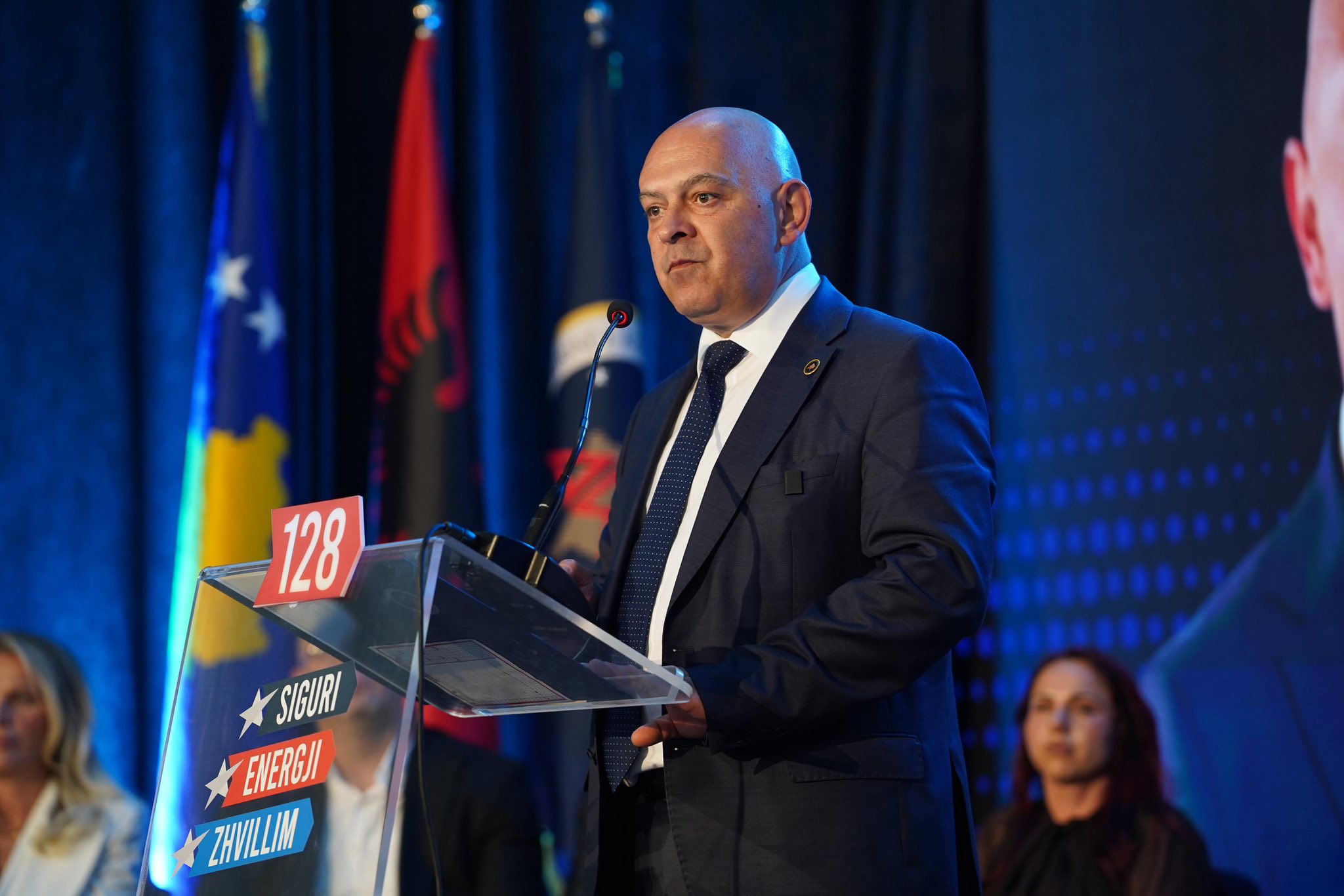 Ardian Gjini zotohet: Heqje e taksës për tokën e mbjellë dhe familjet prodhuese