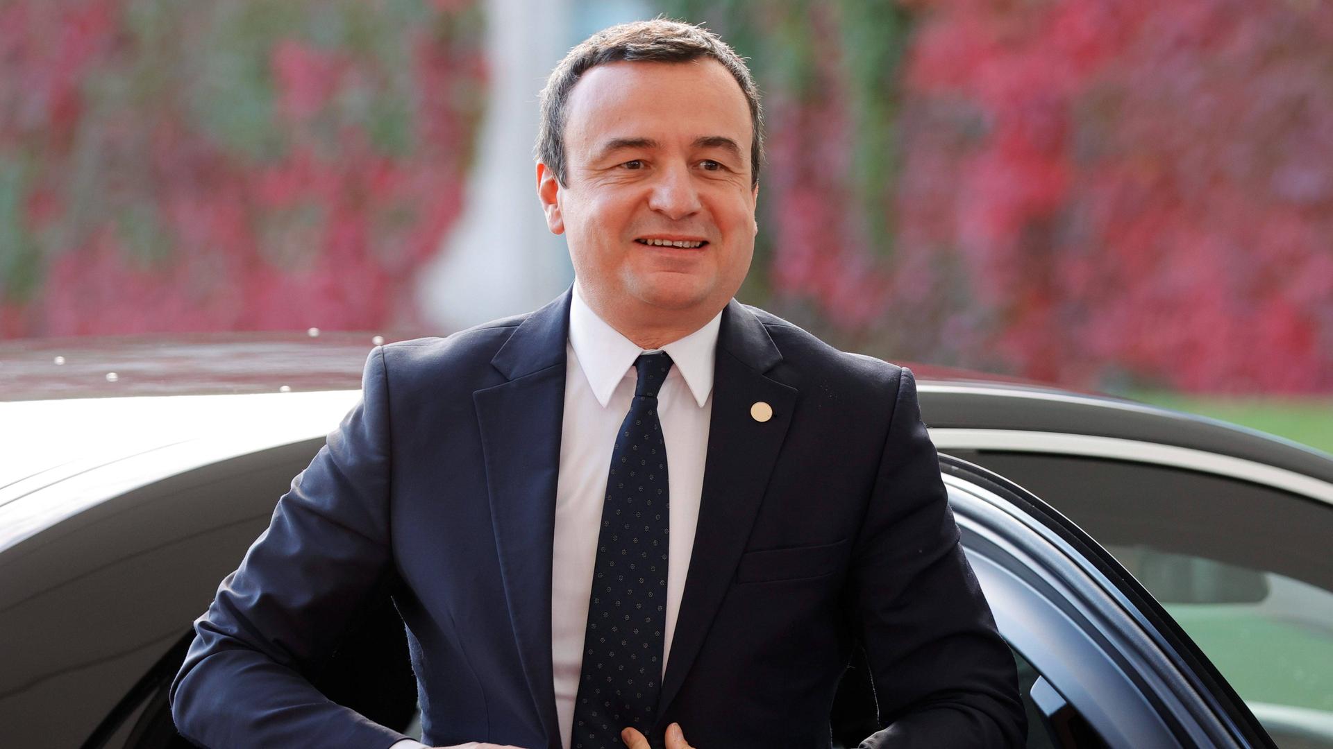 Jam për Kurtin, sepse Shqipëria e Kosova, atdheu, pushteti e shteti janë të shqiptarëve dhe jo të politikanëve e oligarkëve