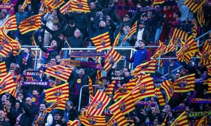 Barcelona nxjerr në shitje Jules Kounden