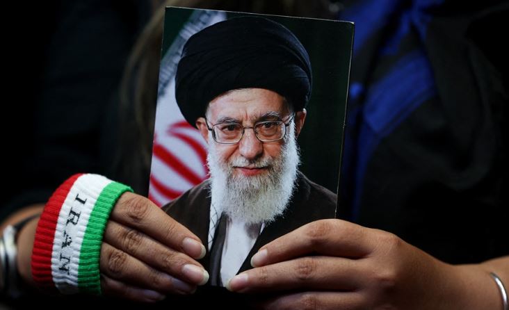Organizohet funerali tre-ditor për ish-liderin suprem, Ali Khamenei