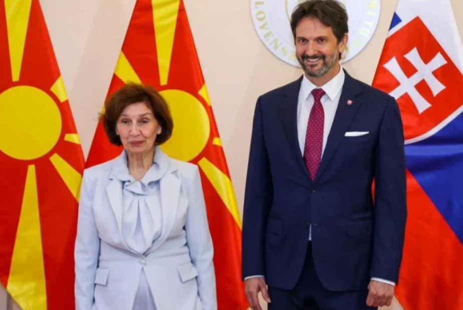 Kalinjak: Maqedonia e Veriut pa të drejtë mbahet në dhomën e pritjes së BE-së