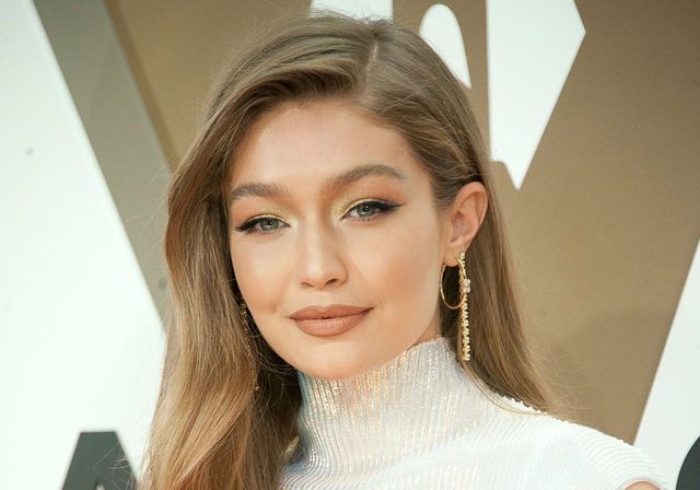 Dikur kunata, Gigi Hadid e uron Dua Lipën për kurorëzimin me Callum Turner