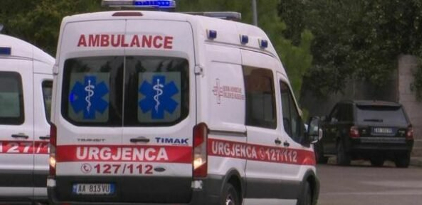 Iu shpërthen bomba teksa riparonin një banesë  plagosen dy persona në Përmet   Transportohen me urgjencë në spital