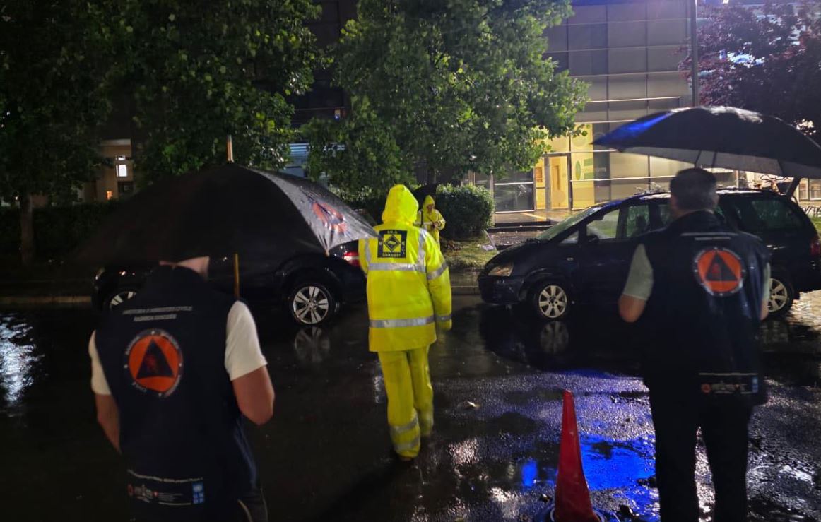 Mot i keq në Shkodër, autoritetet apel qytetarëve: Shmangni zonat me risk