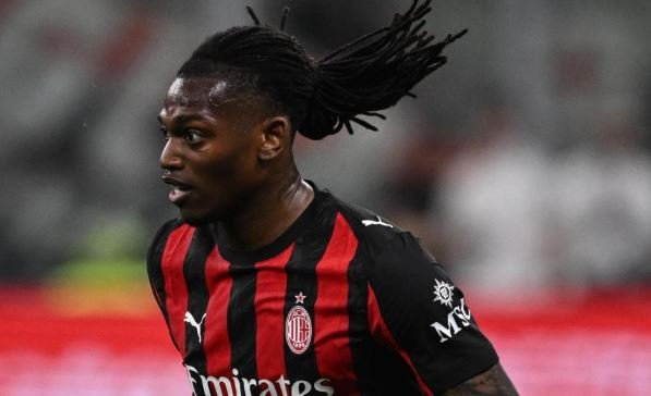 Leao bën “dalje” Milanin