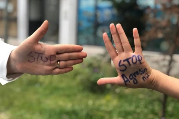 ​Dita Ndërkombëtare e Fëmijëve të Pafajshëm - Viktima të Agresionit