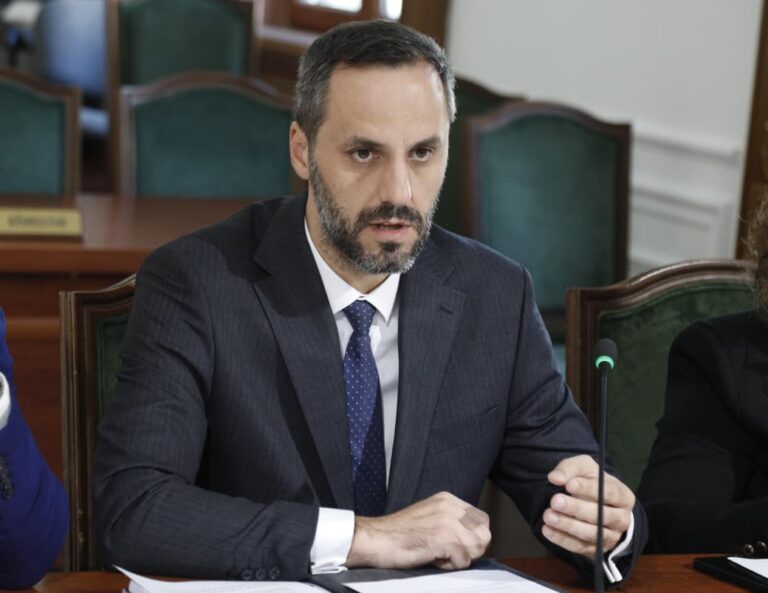 Polici u vra gjatë një operacioni, kolegu u plagos, ministri i Brendshëm dënon aktin kriminal: Autori do të përballet me drejtësinë