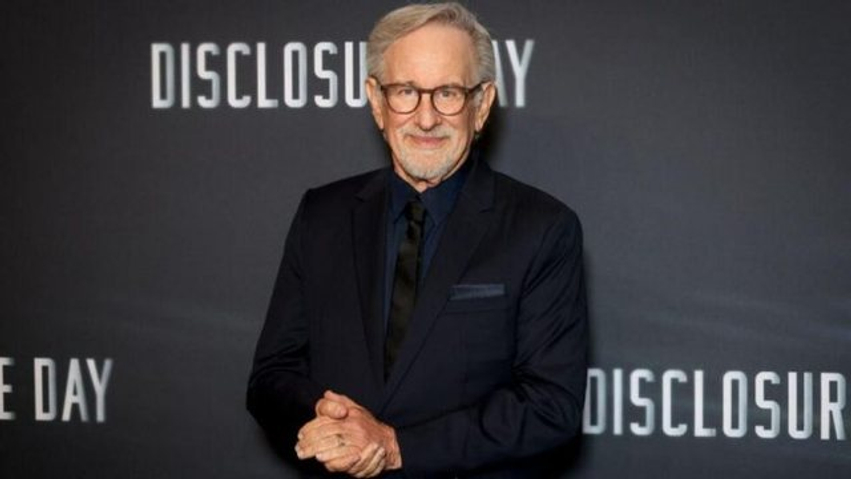 Spielberg  Kam ndryshuar mendim  jeta jashtëtokësore ekziston