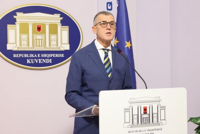 Hoti: Në QSUT, pajisja jetike për pacientët me kancer jashtë funksionit