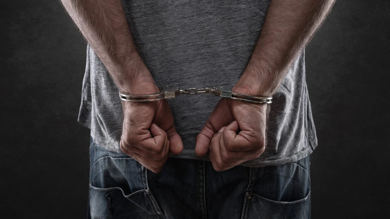 Arrestohet në Ferizaj me thikë dhe nën ndikimin e alkoolit