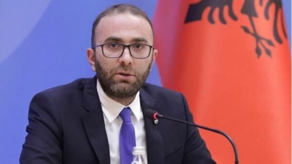 Gazment Bardhi për deklaratën e Ramës: Mos u viktimizo, por shko në zyrë dhe jep dorëheqjen!