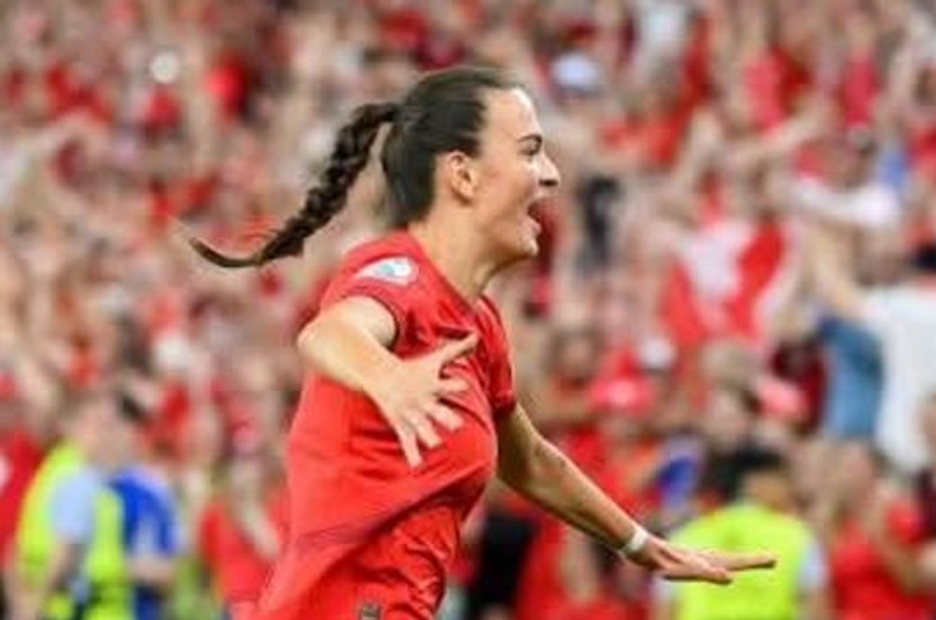Legjenda e Zvicrës  befason futbollisten e Kosovës  Ja çfarë i tha