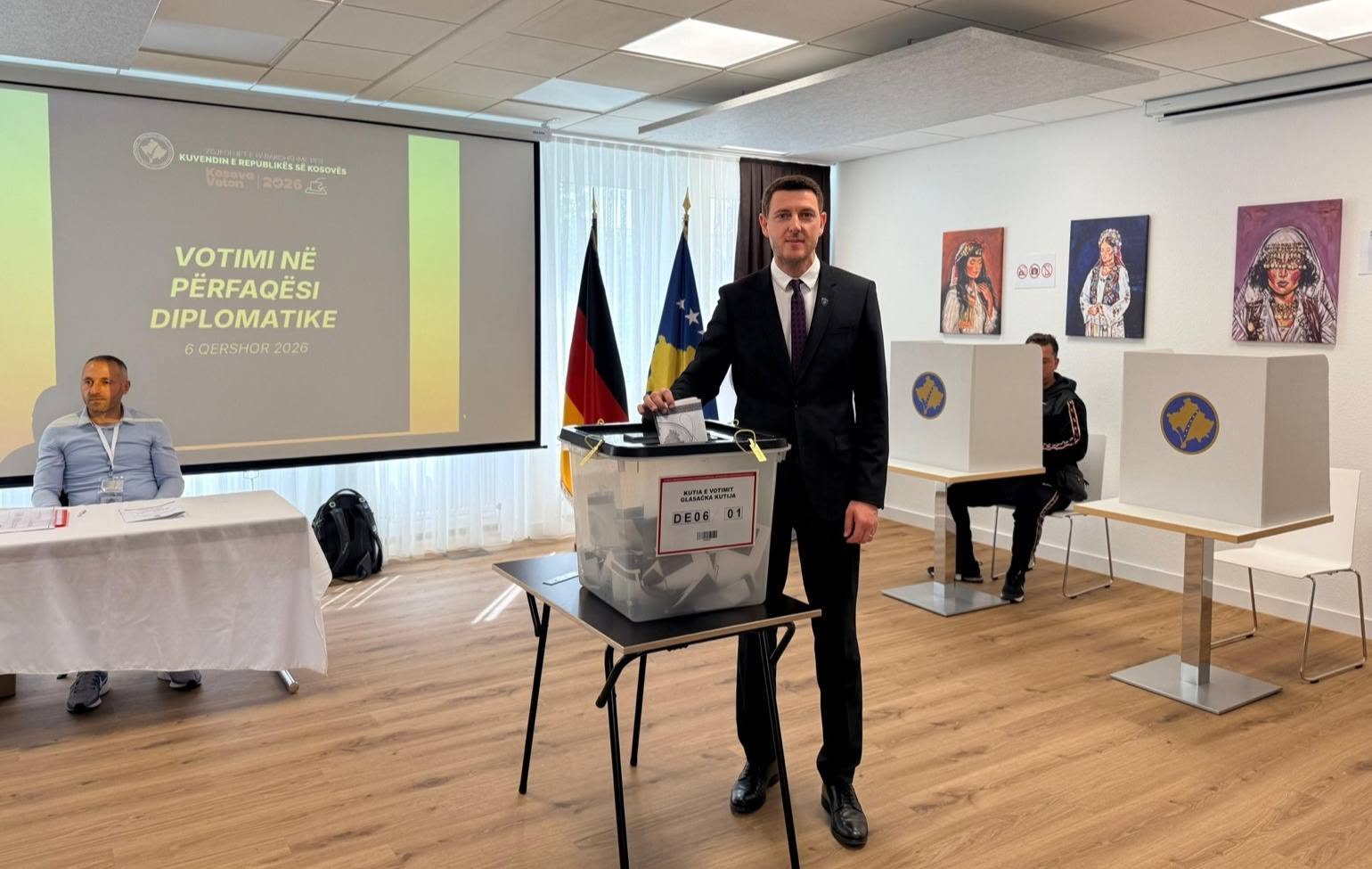 Konsullata e Kosovës në Shtutgart: Votimi po zhvillohet në mënyrë të rregullt