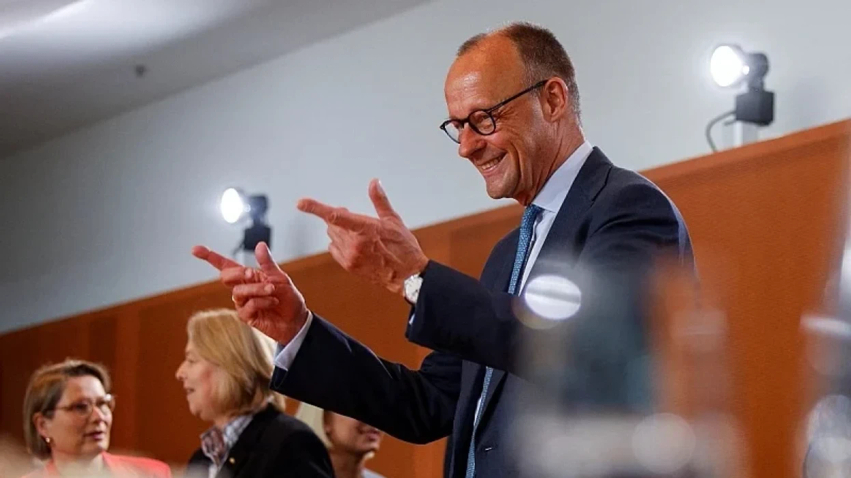 evropa-po-pret-pergjigjen-e-beogradit-merz-me-mesazh-te-qarte-vuciqit