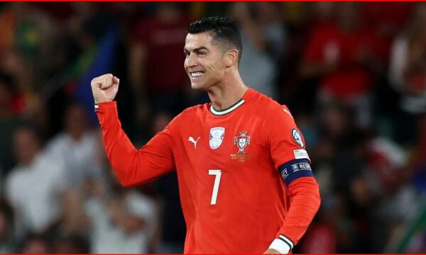 Ronaldo i përgjigjet ish-yllit të Barçës