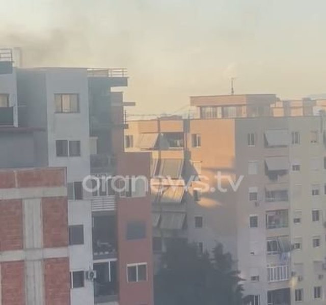 Astir/ Flakët përfshijnë banesën, nuk raportohet për të lënduar