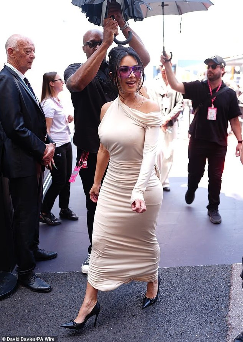 Kim Kardashian ngushëllon Lewis Hamilton pas humbjes dramatike në Monako 2 Image