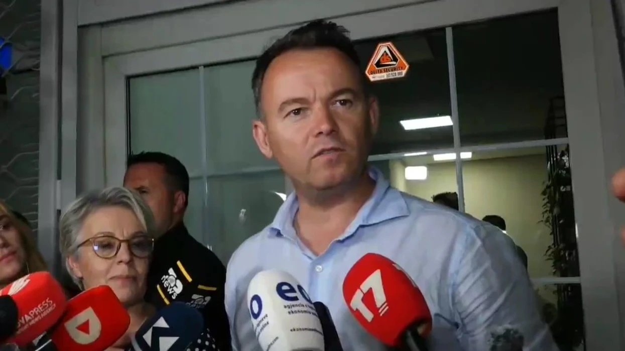 Peci: Presim votat e mërgatës, koalicioni LVV i ka votat e mjaftueshme për ta bërë qeverinë