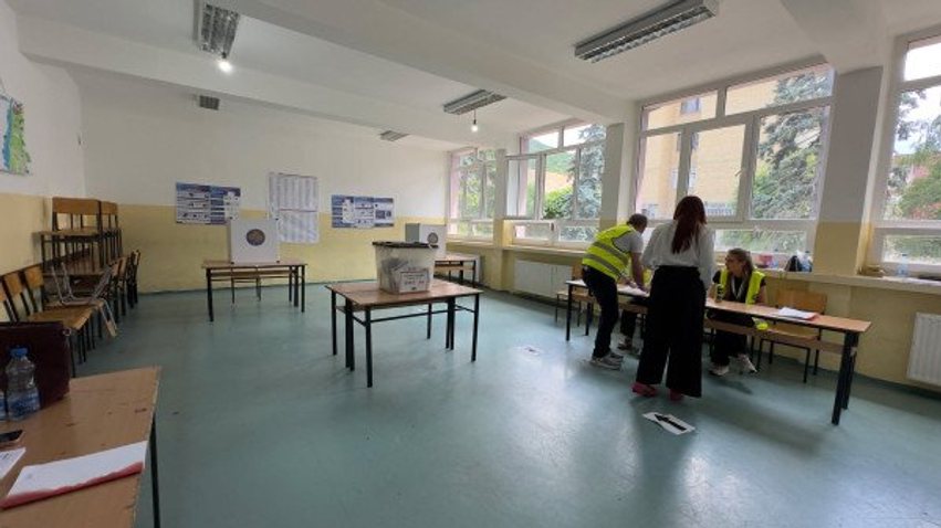 Procesi i votimit në Zveçan dhe Leposaviq pa asnjë incident
