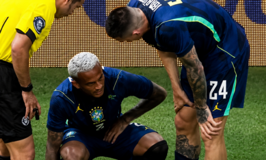 Ylli i Brazilit në lot pas lëndimit në miqësore  e rrezikon Botërorin