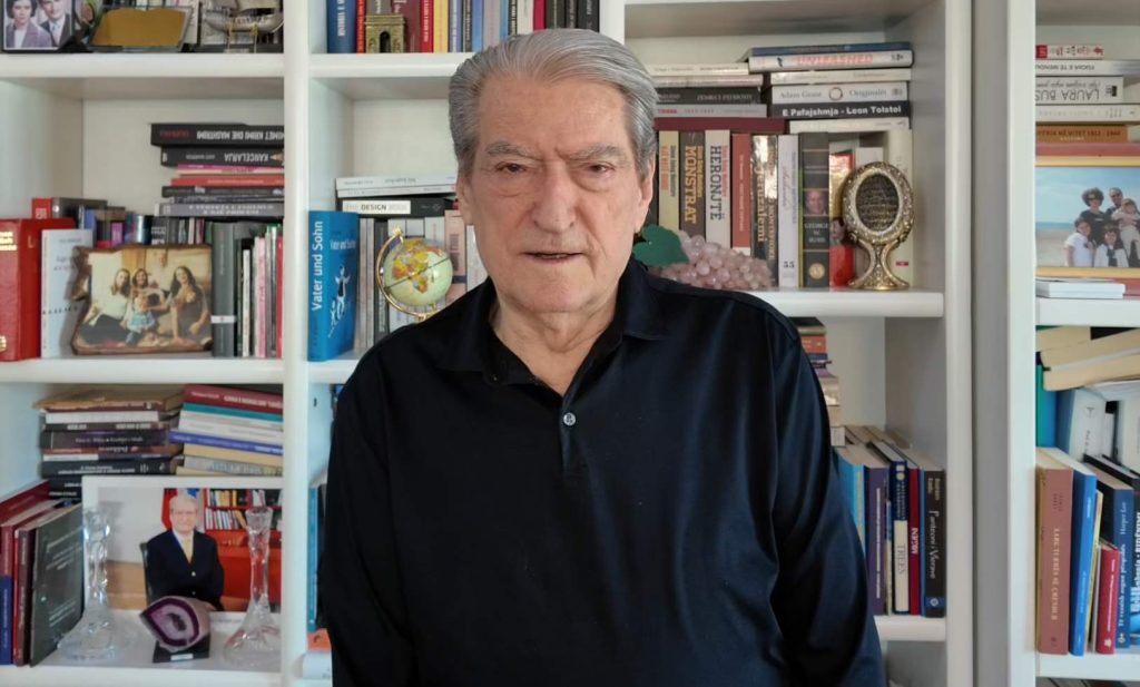 “Sulmon protestuesit, në vend që të japë llogari”, Berisha: Rama po fsheh të vërtetën për projektin në Zvërnec