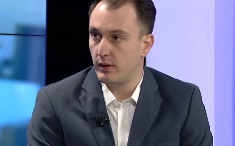 Andonovski: Me licencat SMART po vendosim digjitalizim të plotë të procesit të lëshimit dhe kontrollit të licencave shtetërore
