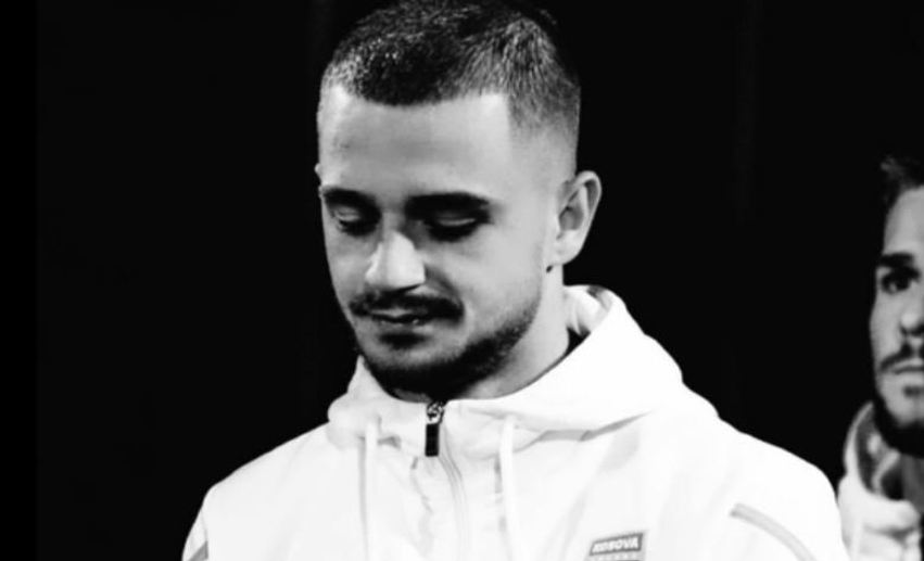 Kjo ishte karriera e Fatjon Bunjakut  futbollistit që u nda nga jeta në moshën 22 vjeçare