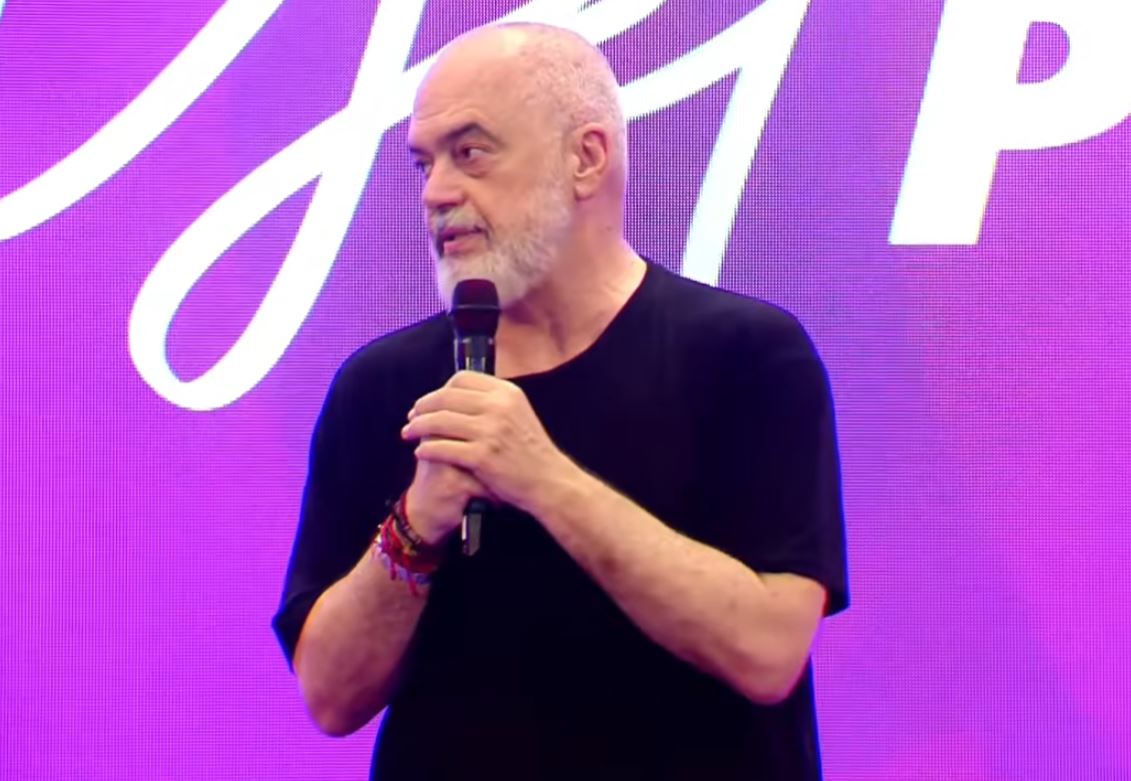  Rama ofendon protestuesit nga Elbasani: Injorantë dhe delirantë