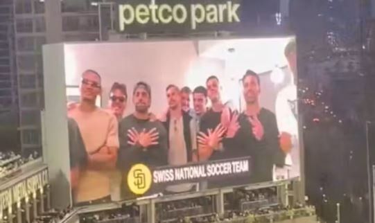 Granit Xhaka dhe Rodriguez bëjnë simbolin e shqiponjës dykrenare, Federata zvicerane reagon