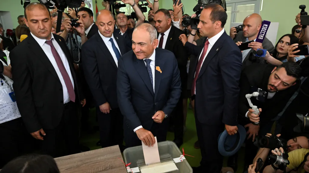Qeveria pro-perëndimore e Armenisë fiton zgjedhjet pavarësisht presionit rus