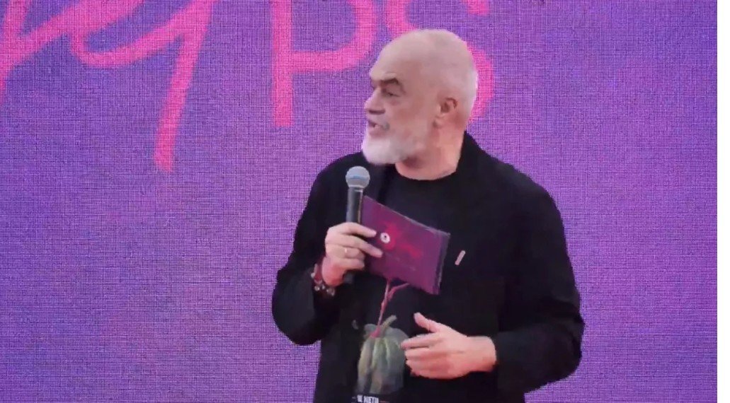 “Ore ti pse del, se ata i kuptoj?” Rama tregon bisedën me mikun e tij që shkoi në protestë: Më tha ‘po bëhet nami me like’